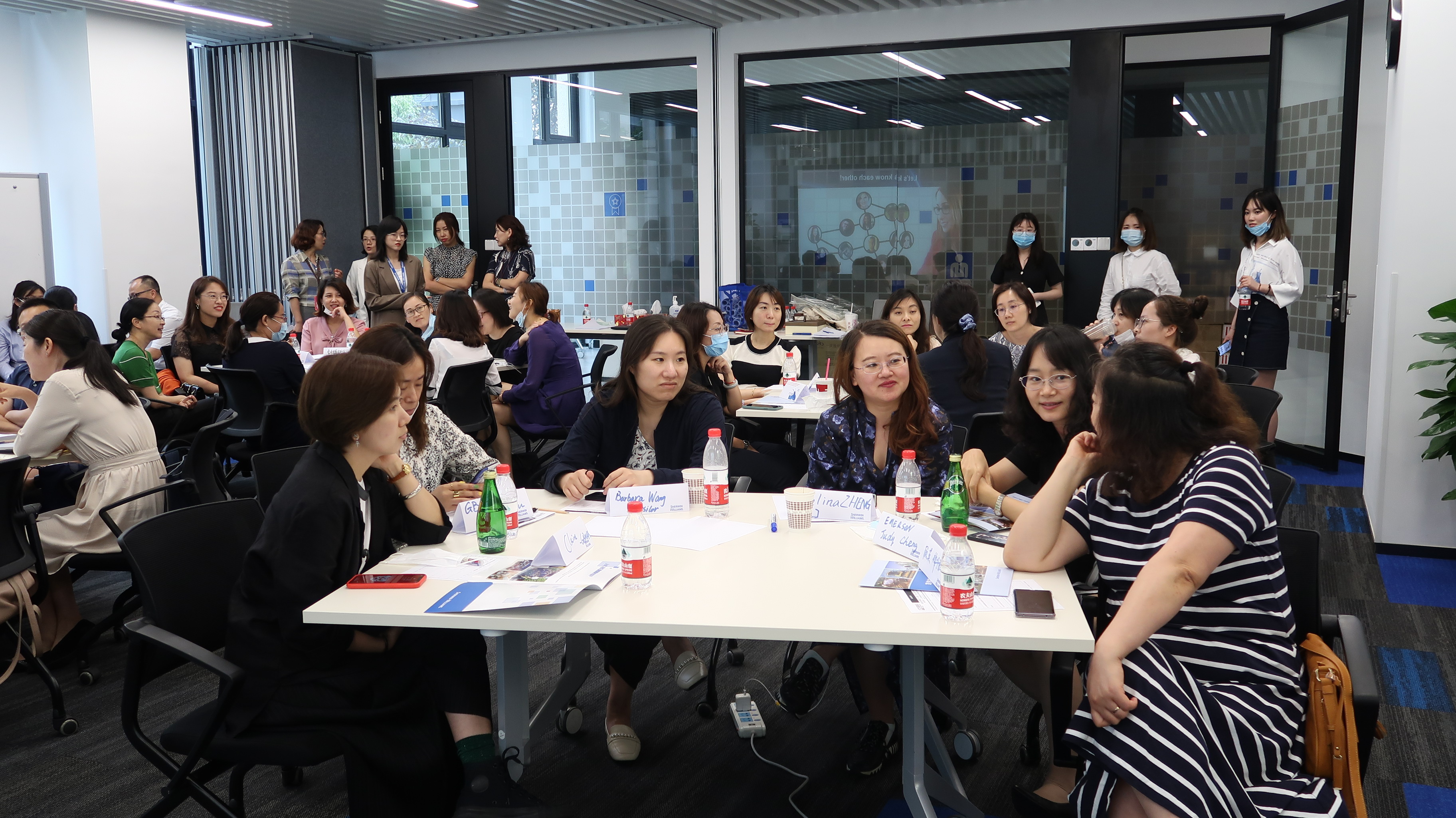 2024新奥门原料免费资料