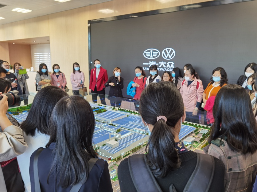 2024新奥门原料免费资料
