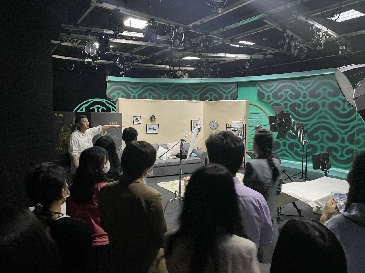 2024新奥门原料免费资料
