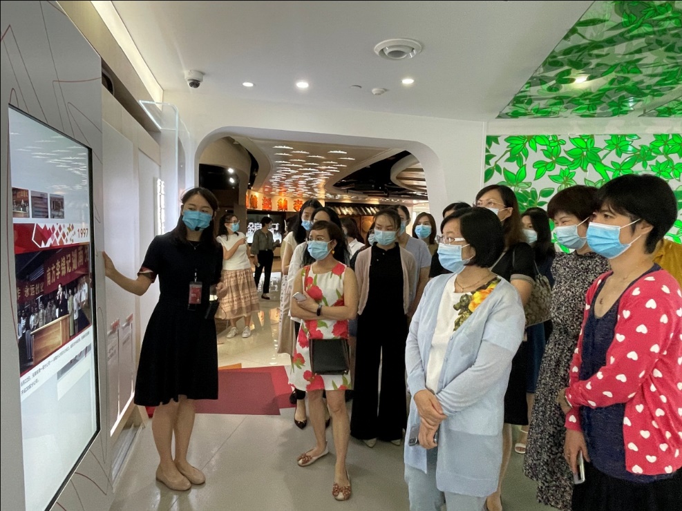 2024新奥门原料免费资料
